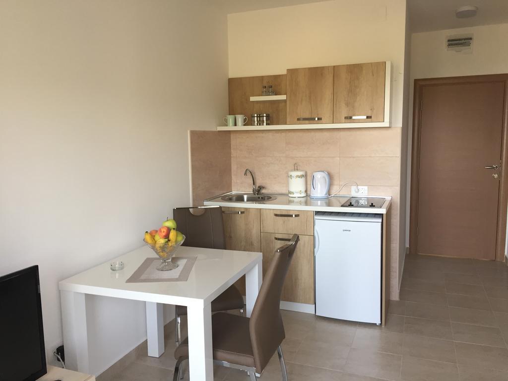 Apartments Wild Beauty - Krimovica بودفا المظهر الخارجي الصورة