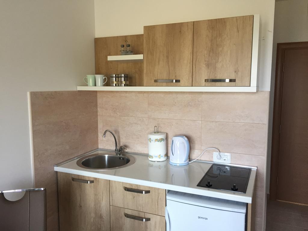 Apartments Wild Beauty - Krimovica بودفا المظهر الخارجي الصورة